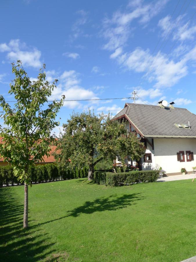Ferienwohnung Kusternik เวลเดน อัม เวิร์ทเทอร์ซี ภายนอก รูปภาพ