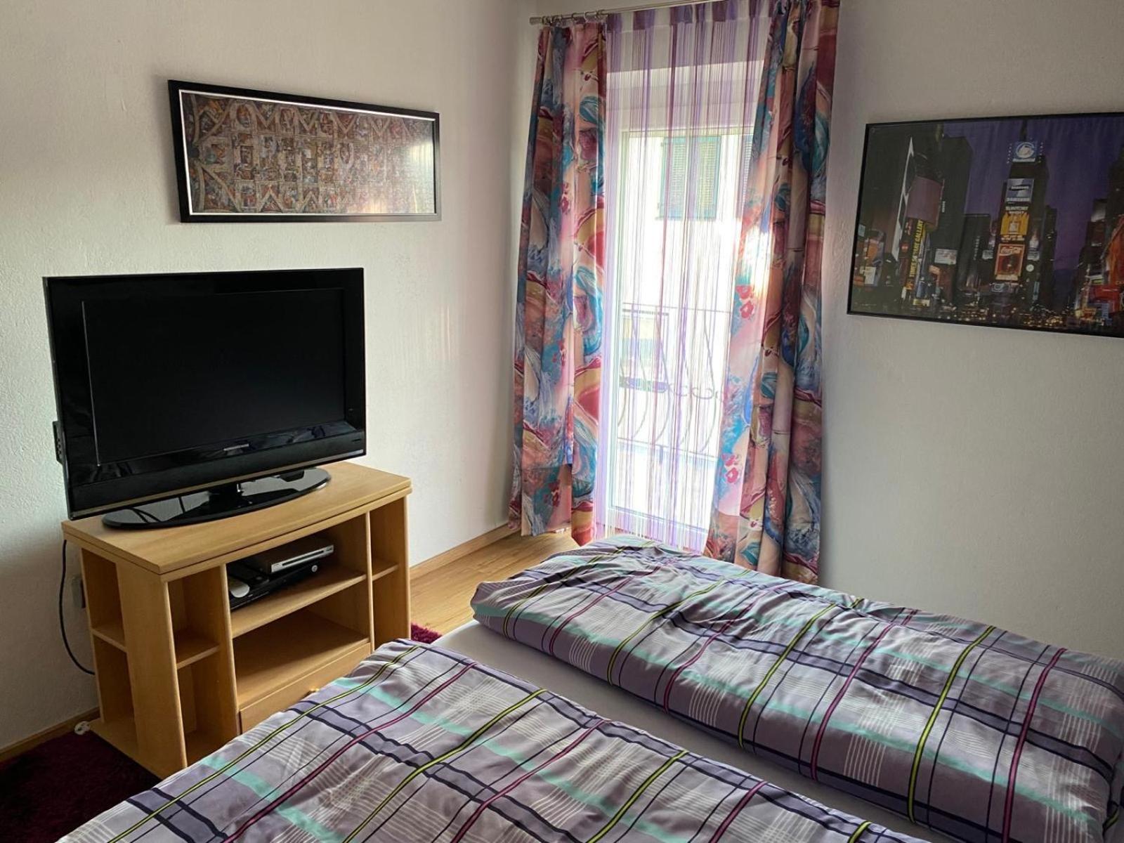 Ferienwohnung Kusternik เวลเดน อัม เวิร์ทเทอร์ซี ภายนอก รูปภาพ