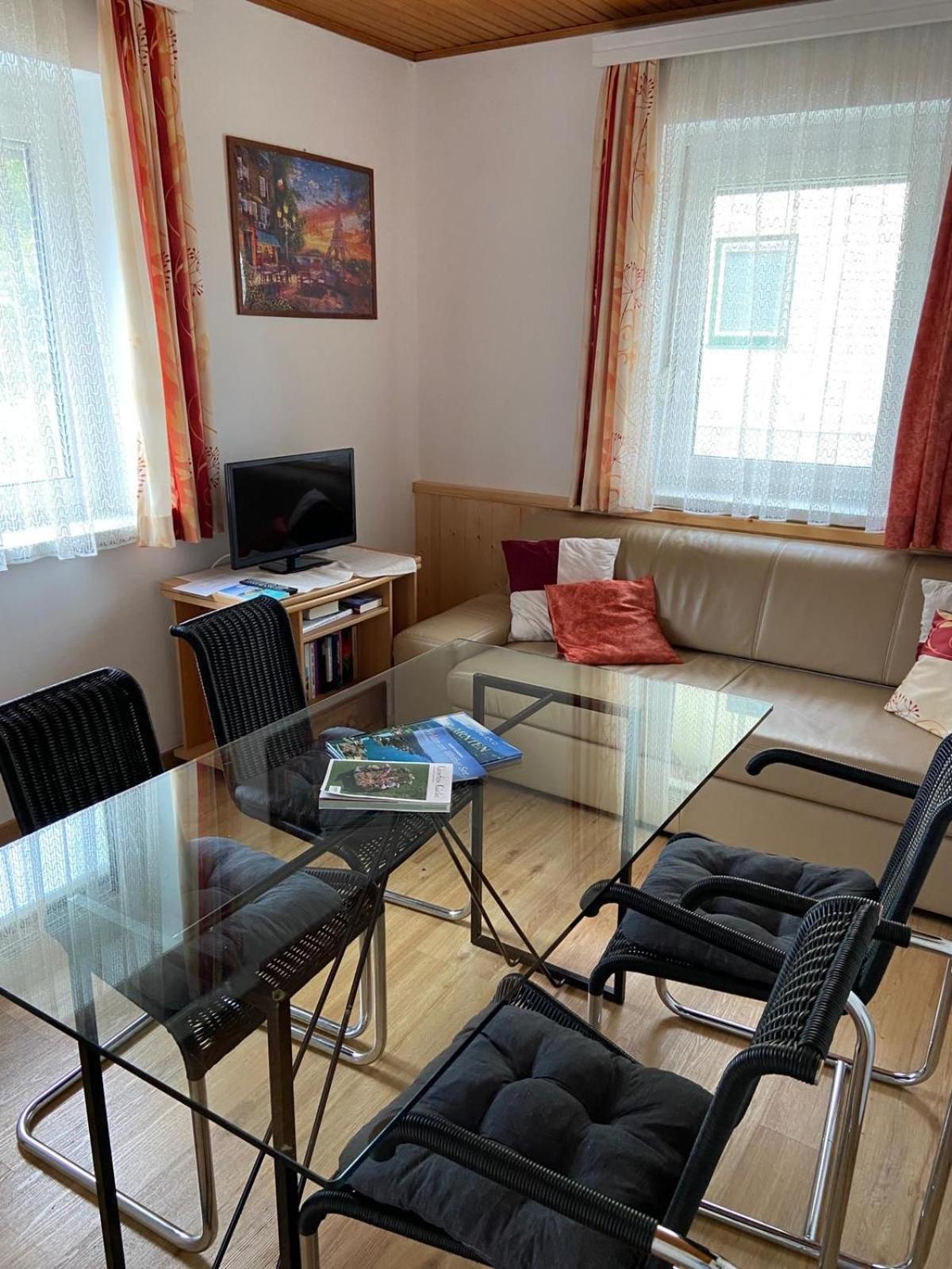Ferienwohnung Kusternik เวลเดน อัม เวิร์ทเทอร์ซี ภายนอก รูปภาพ