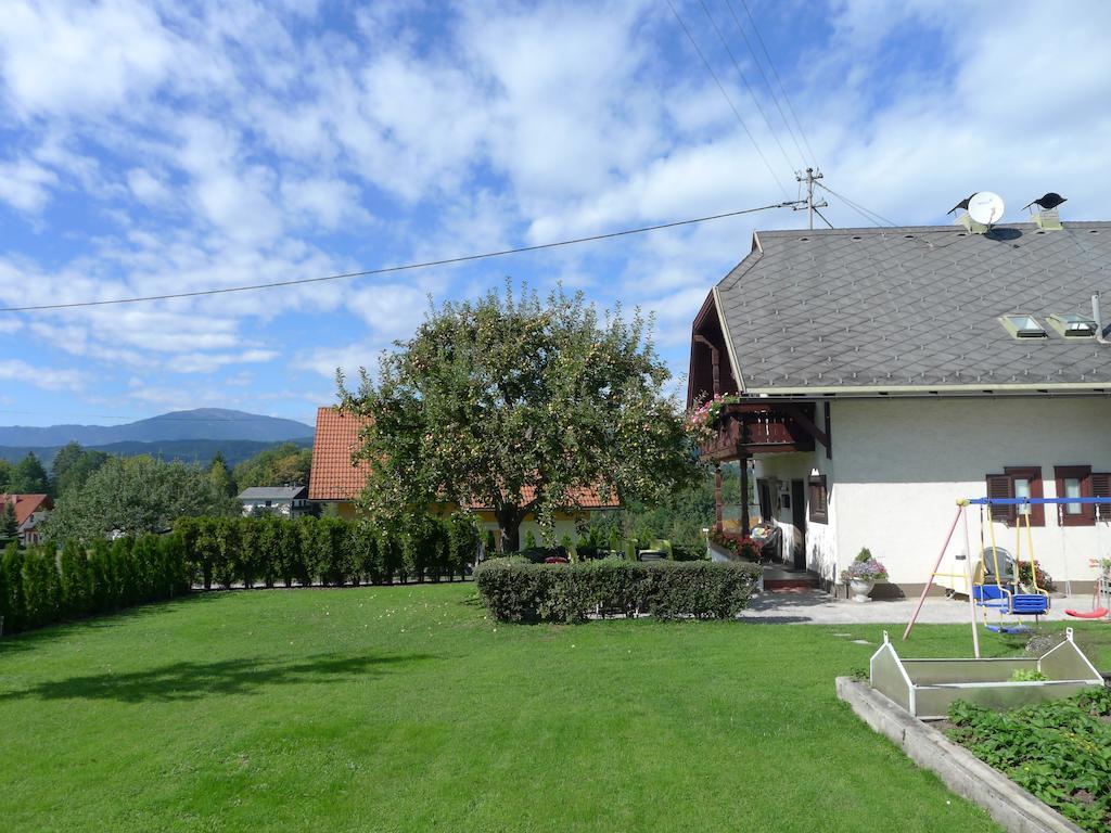 Ferienwohnung Kusternik เวลเดน อัม เวิร์ทเทอร์ซี ภายนอก รูปภาพ
