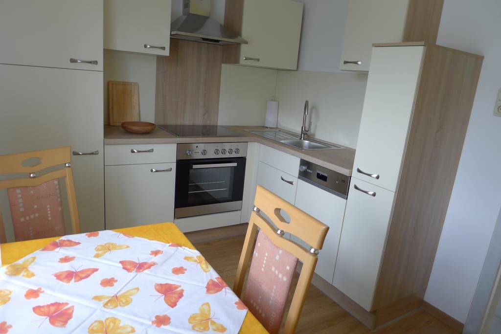 Ferienwohnung Kusternik เวลเดน อัม เวิร์ทเทอร์ซี ภายนอก รูปภาพ