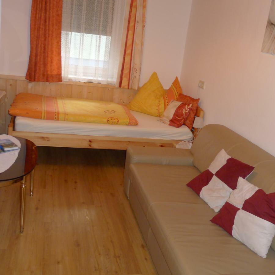Ferienwohnung Kusternik เวลเดน อัม เวิร์ทเทอร์ซี ภายนอก รูปภาพ