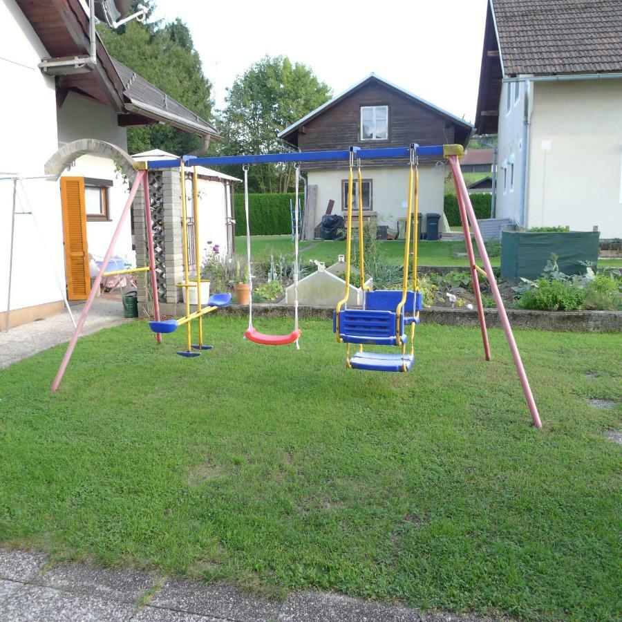 Ferienwohnung Kusternik เวลเดน อัม เวิร์ทเทอร์ซี ภายนอก รูปภาพ